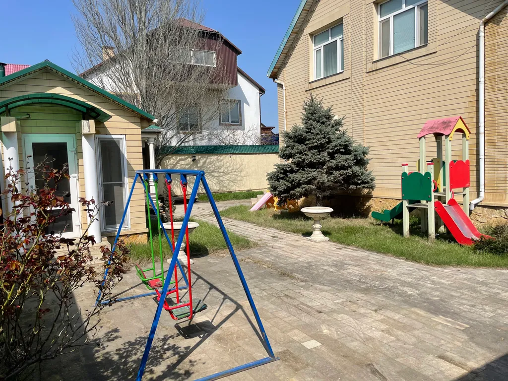 Уютный большой дом у моря