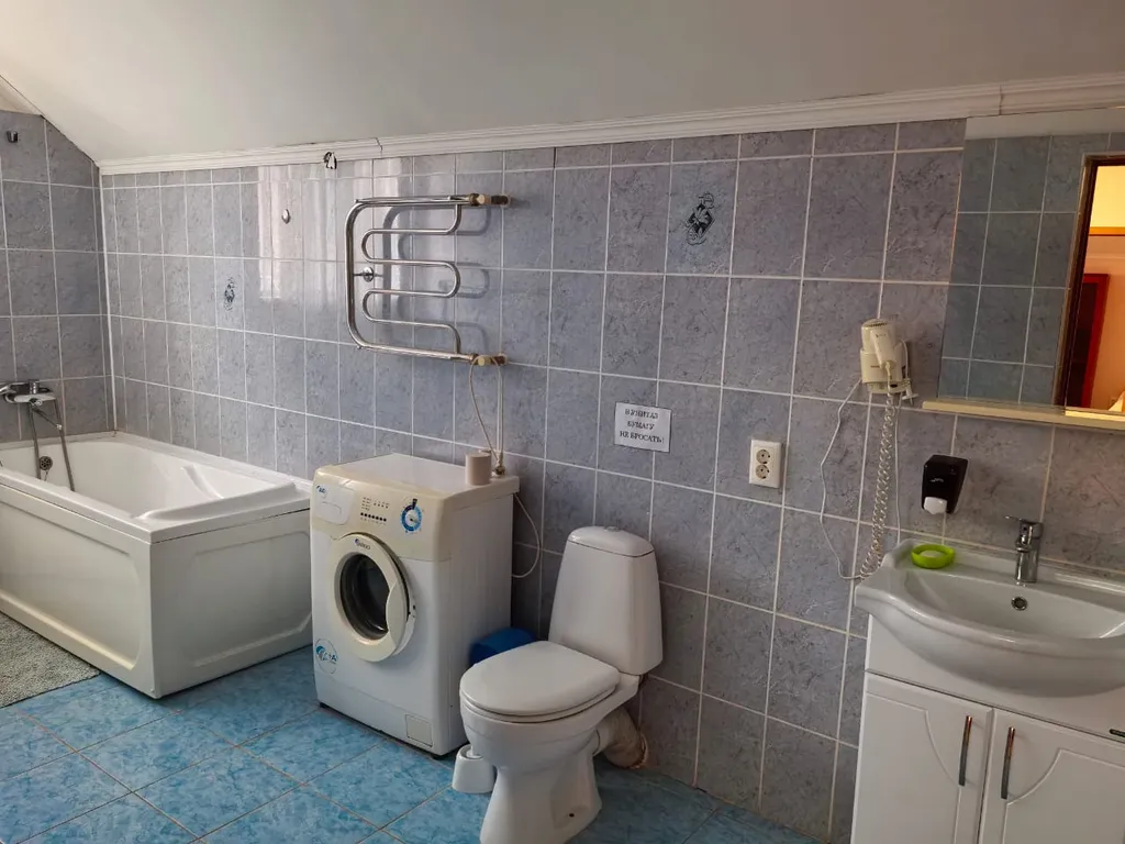 Уютный дом для большой компании