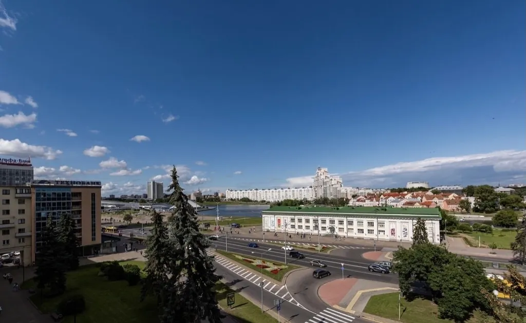 Квартира 3-комнатная Квартира — Минск