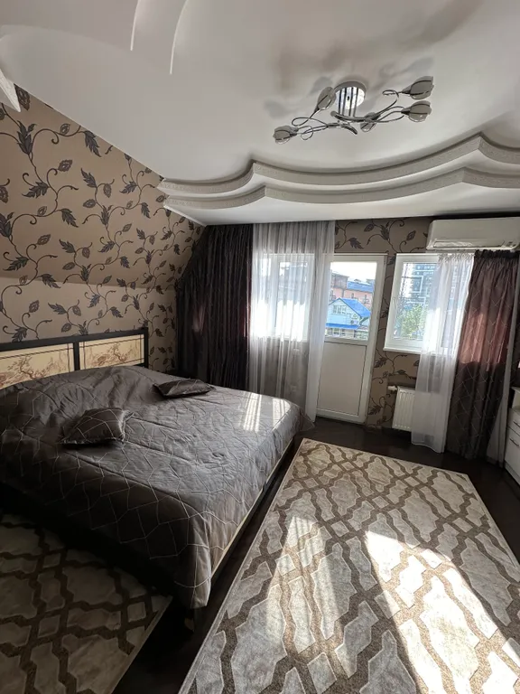 Уютный эллинг на берегу моря и реки