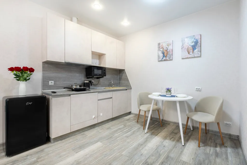 Студия с дизайнерским ремонтом