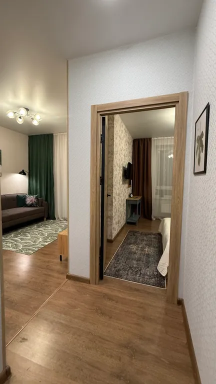 Дизайнерская Евро2 для 6 гостей у Суворовского училища