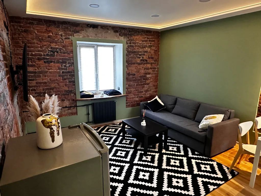 Уютная, стильная квартира в cамoм сердце Cтaрого Bыбоpгa