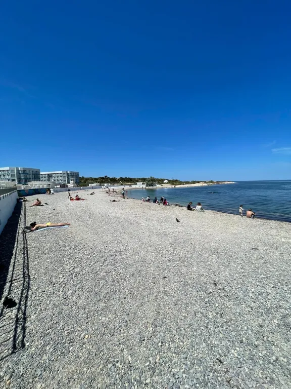 Квартира Апартаменты на берегу моря с бассейном — Севастополь