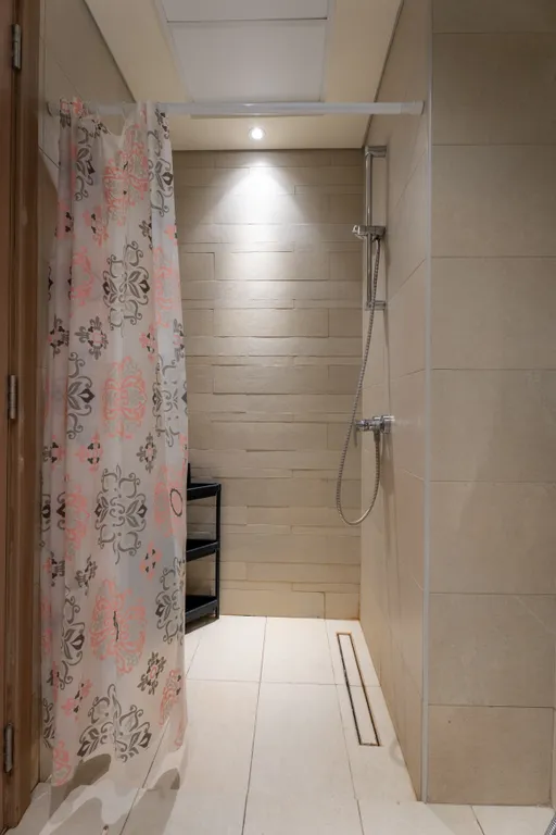 Уютная квартира, Азизи-Ривьера