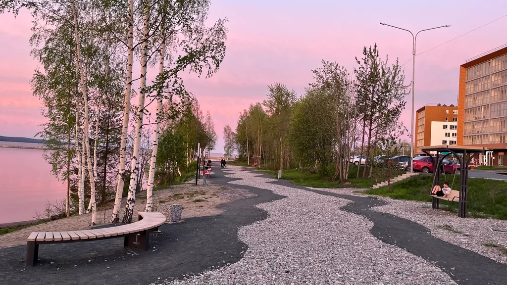 Апартаменты с видом на озеро в элитном районе