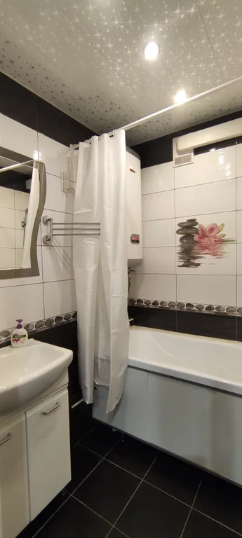 Квартира в спокойном районе, чистый воздух с видом на море и горы