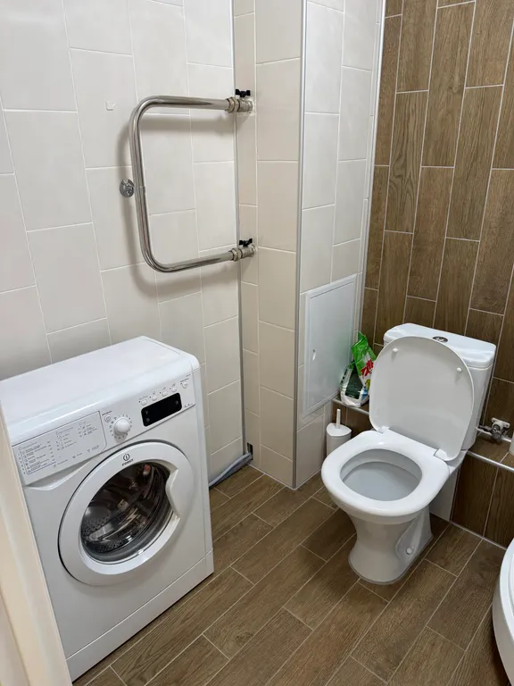 Уютная студия Рощинская 26 с видом на пруд