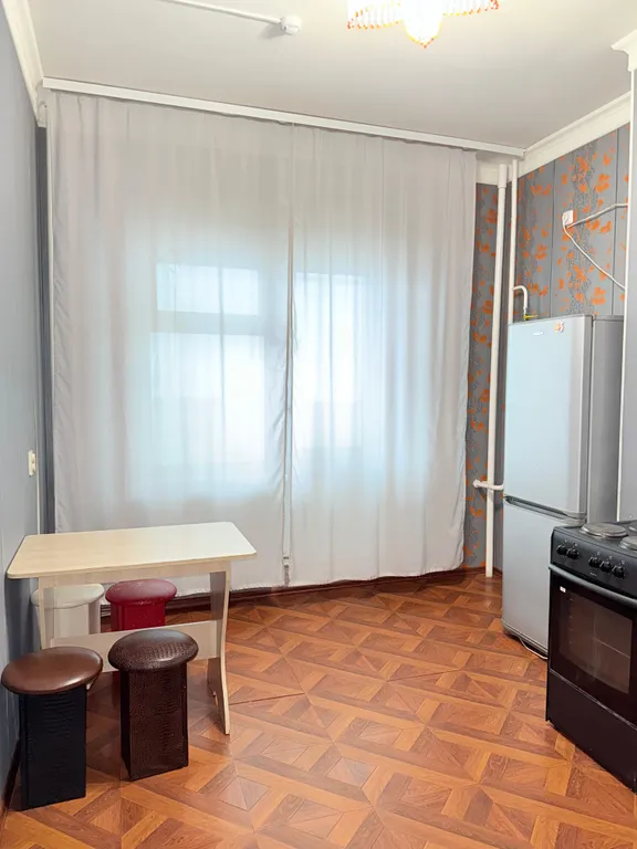 Однокомнатная квартира в самом центре города, оснащена всём необходимым