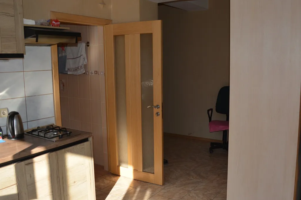 Уютная отдельная студия, дам видио всей квартиры детально)