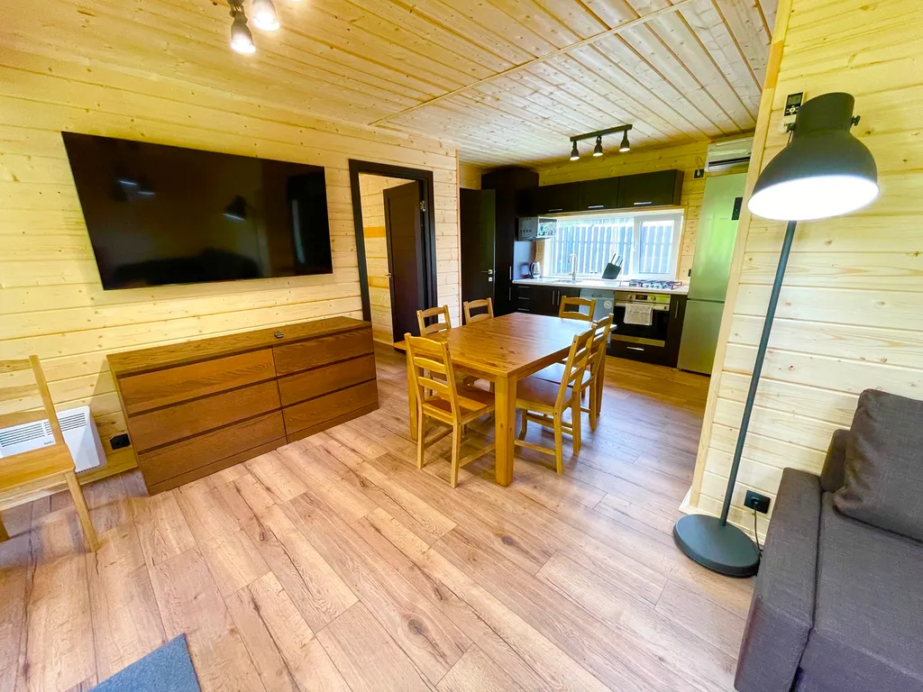 Дом Благодать у пруда семейный