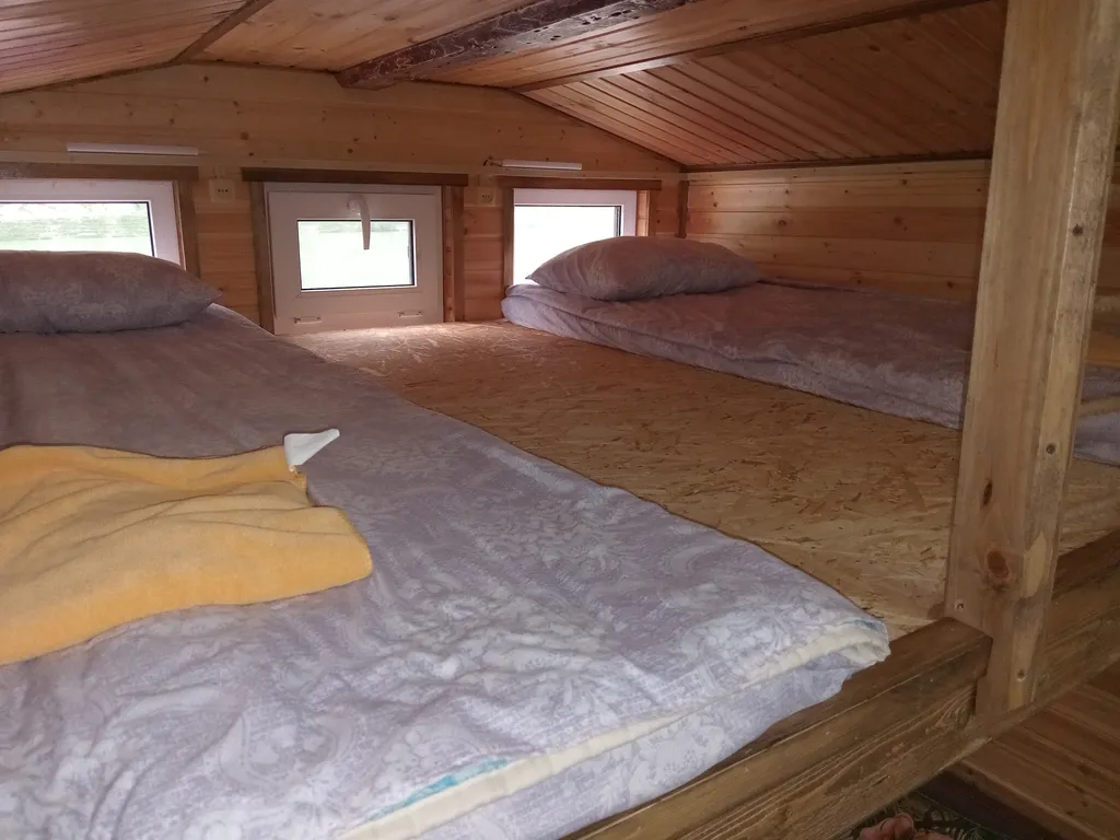 Уютный дом на берегу озера в Мочохе