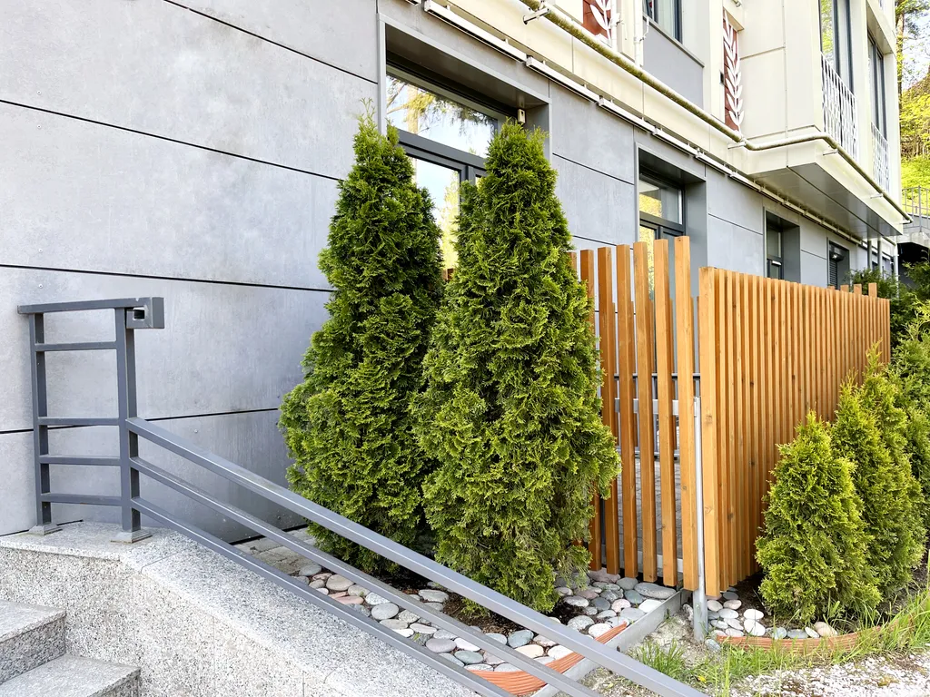 Современные апартаменты с террасой