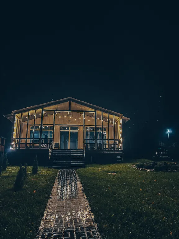 Комфортабельный дом на берегу озера Нарочь