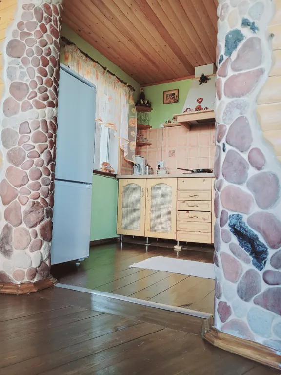 Шале у озера