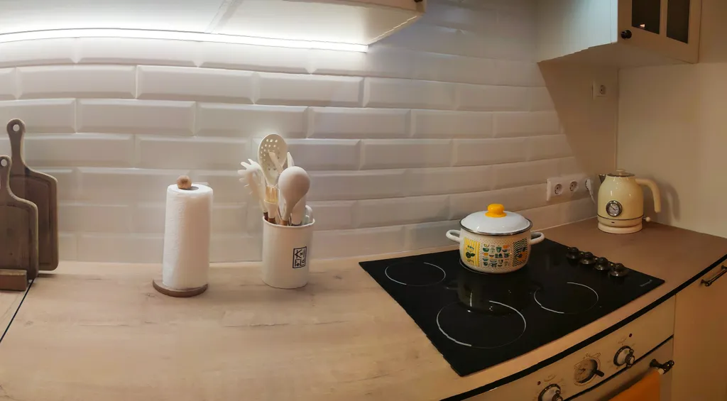 Квартира с 2 отдельными спальнями и кухней-гостинной недалеко от моря