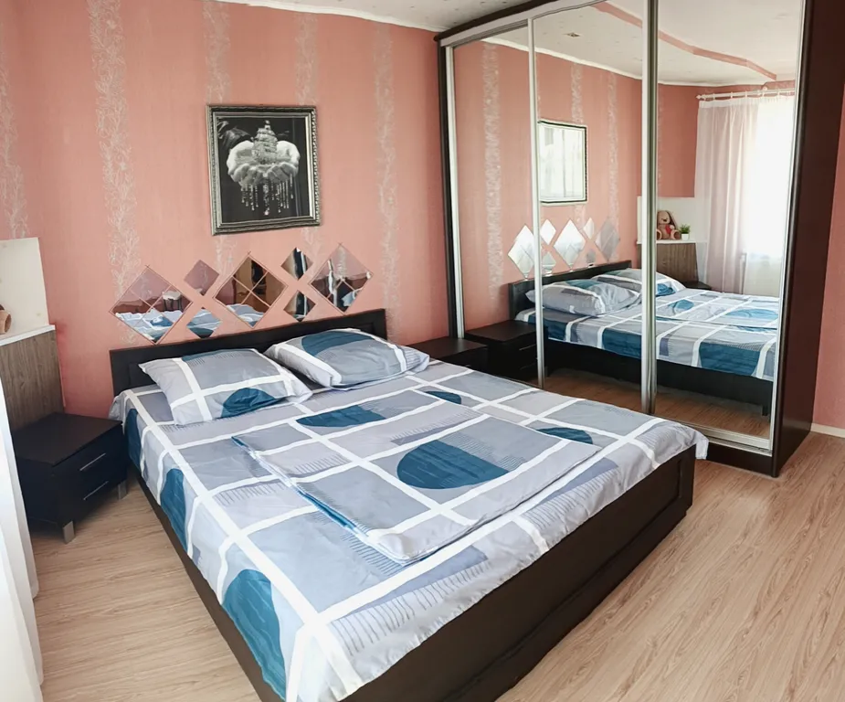 Квартира Уютная большая квартира возле парка победы — Севастополь