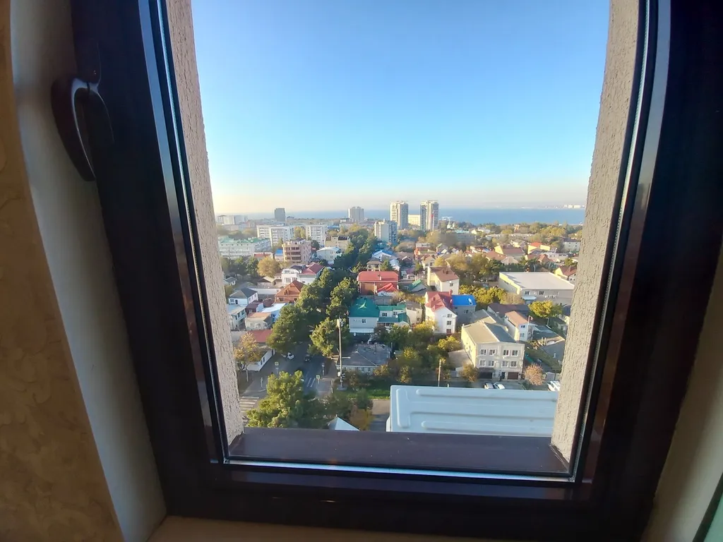 Квартира Просторная квартира в центре города с видом на море — Анапа