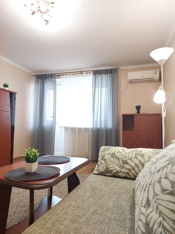 Отличная квартира с панорамной лаундж-зоной