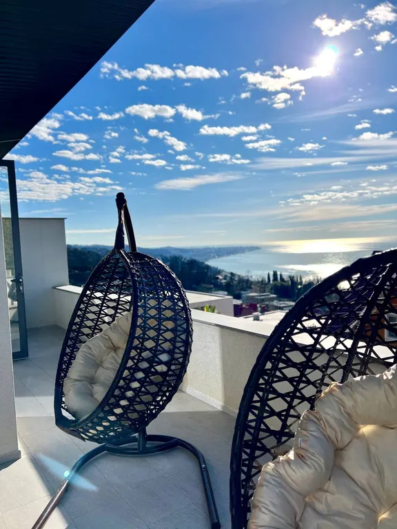 Дом с видом на море