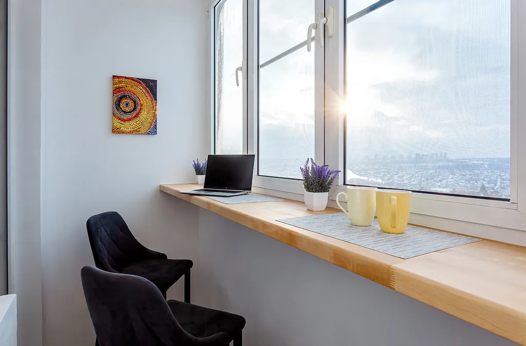 Стильная студия с видом на город в 20 минутах до центра