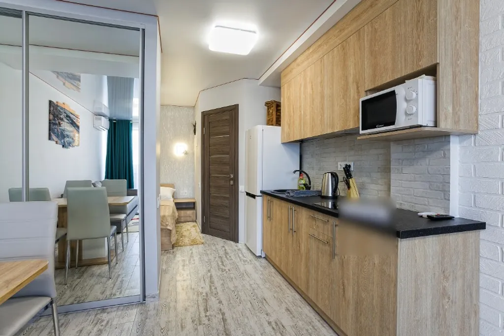 Светлый апартамент с видом на море