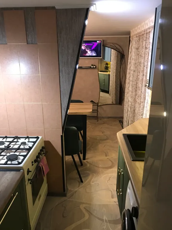 Уютный дом на набережной