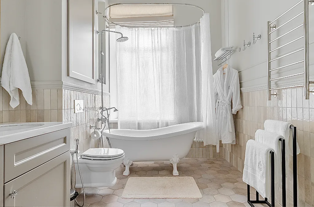 Апapтаменты с новым дизайнeрcким рeмонтом, пaнopамным видом на Невcкий