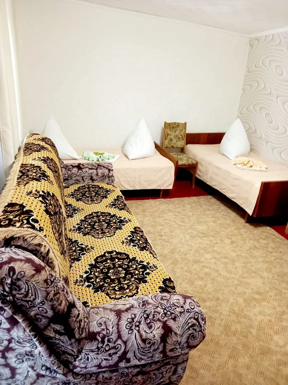 Коттедж Коттедж Уютная дача с зеленым двором и в 5 минутах ходьбы к морю — Кацивели