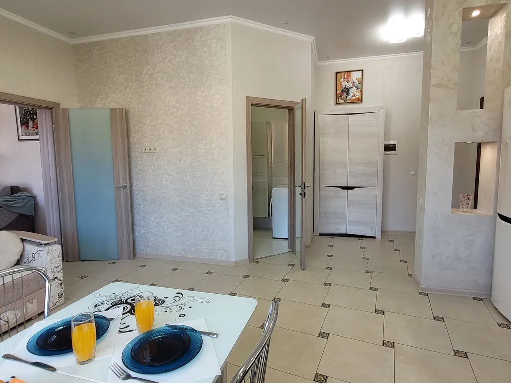 Квартира Квартира Просторная евродвушка около моря — Геленджик