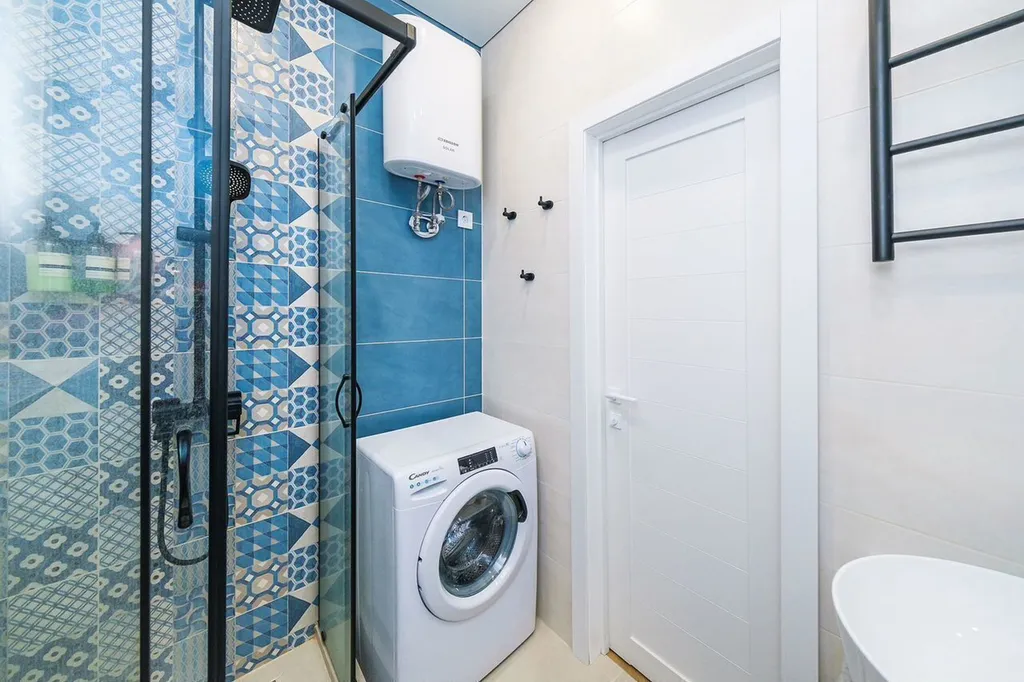 Дизайнерская светлая студия для 3 человек