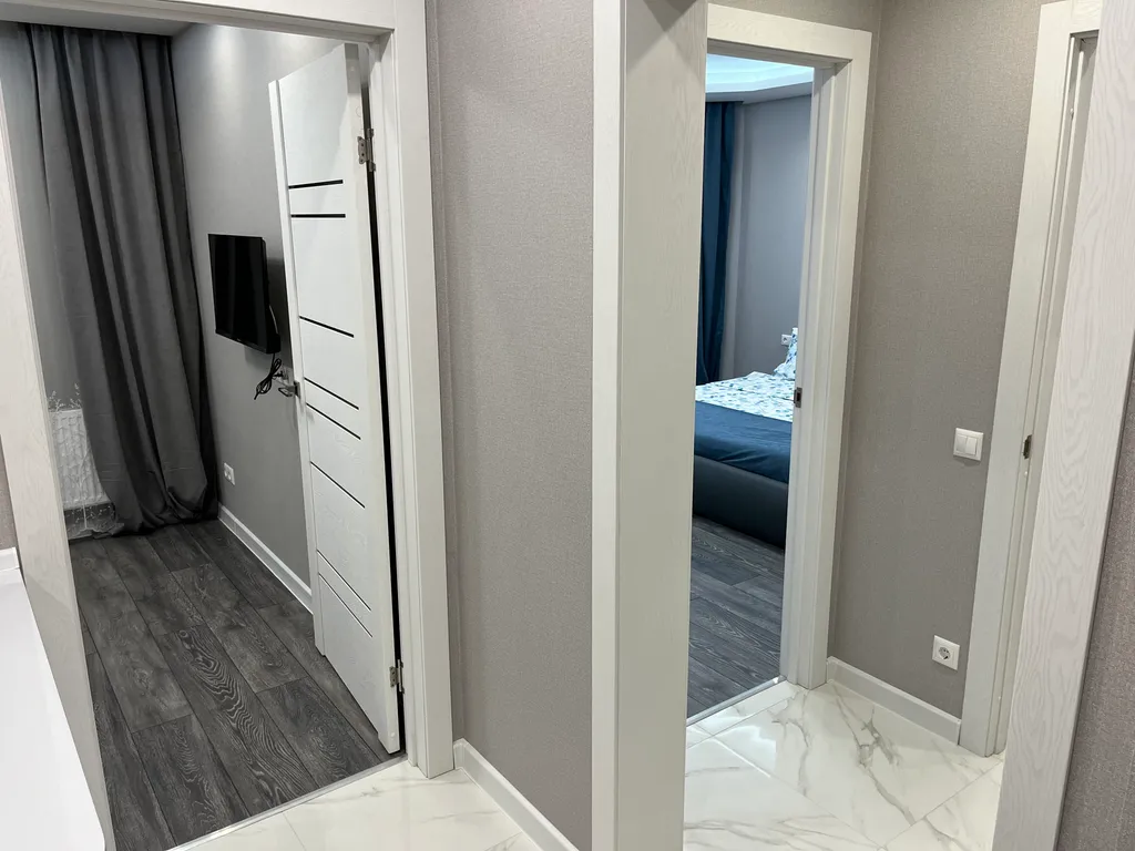 Двухкомнатная квартира с дизайнерским ремонтом