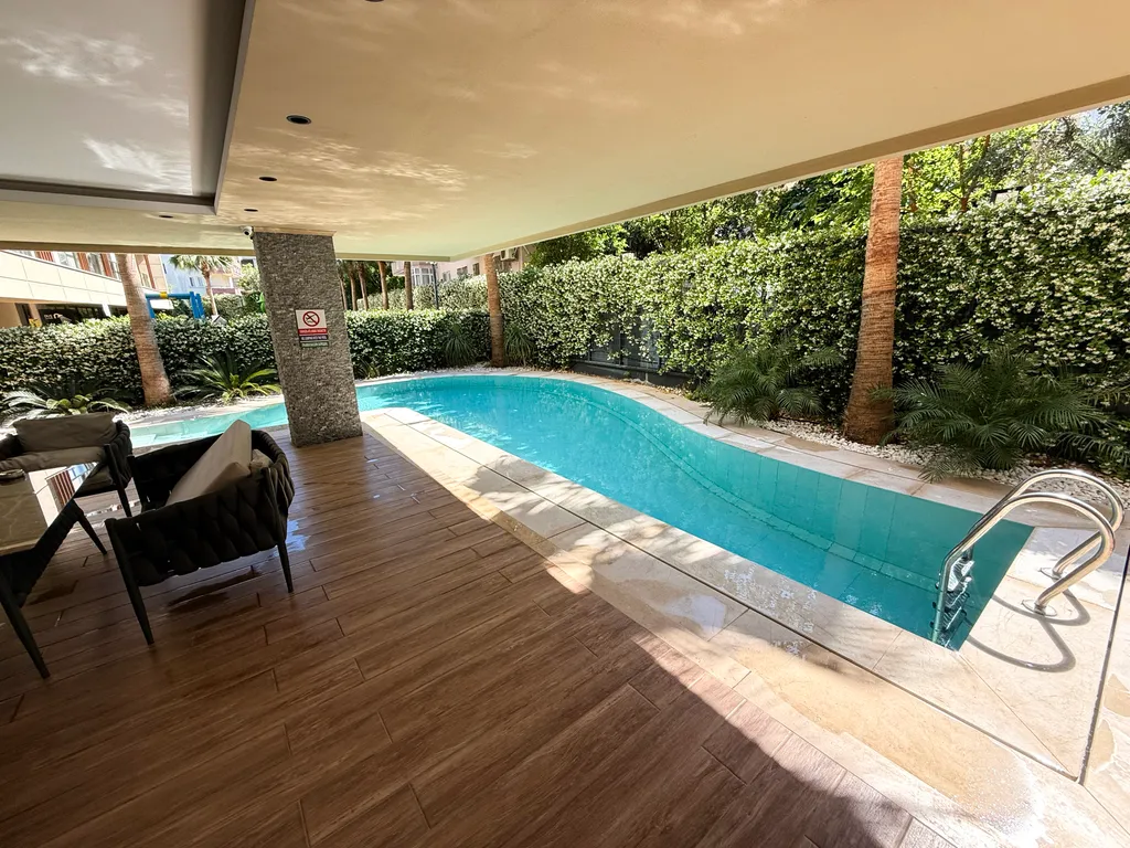 SA Apartments! Luxury 2bd Flat 150m to the Beach