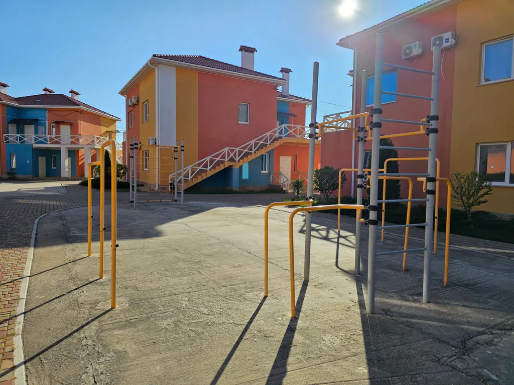 Квартира Апартаменты с бассейном на берегу моря — Севастополь