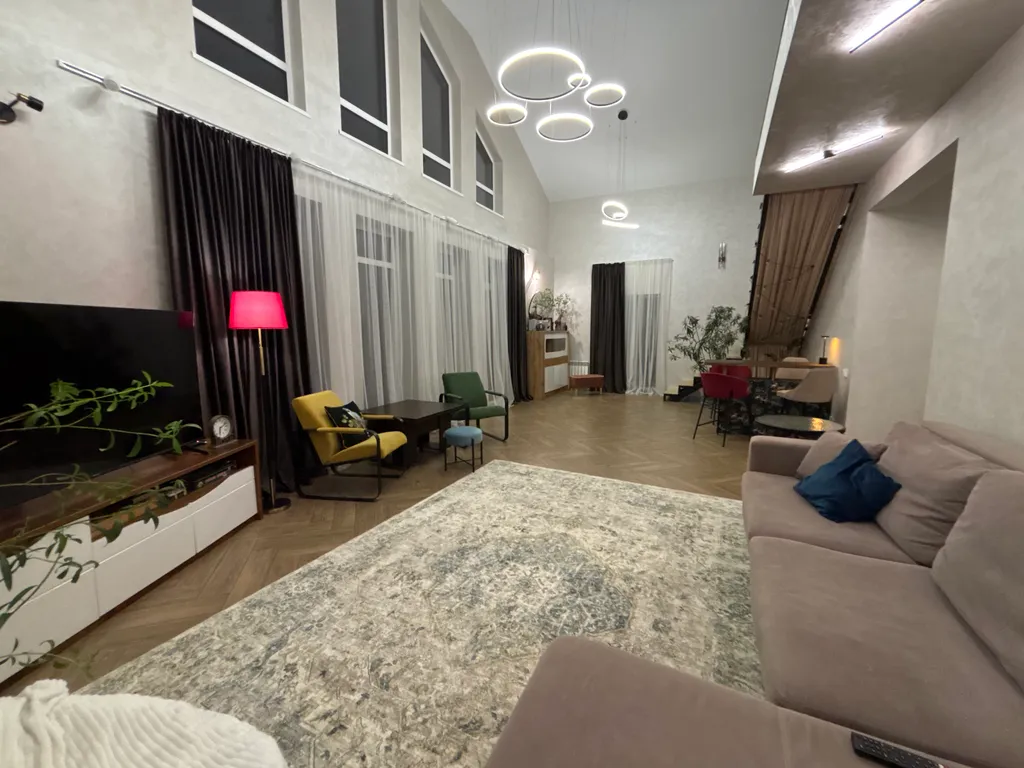 Коттедж Живая ёлка! Новый дом с 4 спальнями, гостиная 80м — аренда посуточно в Обнинск