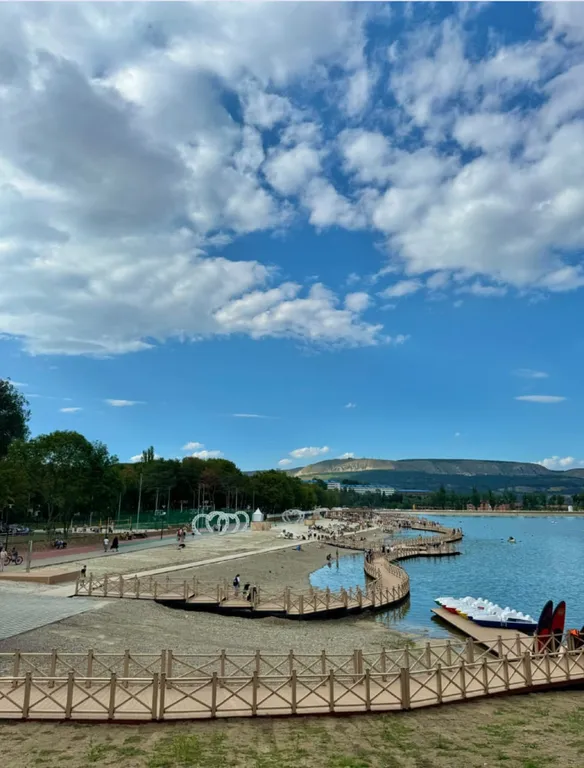 Уютная квартира с видом на Комсомольский парк