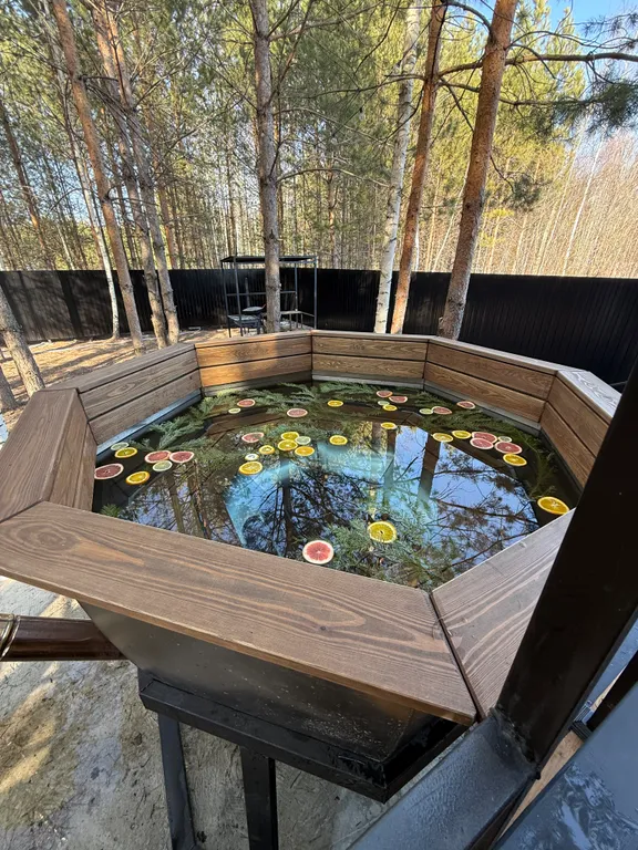 Гостевой дом с баней и чаном в лесу