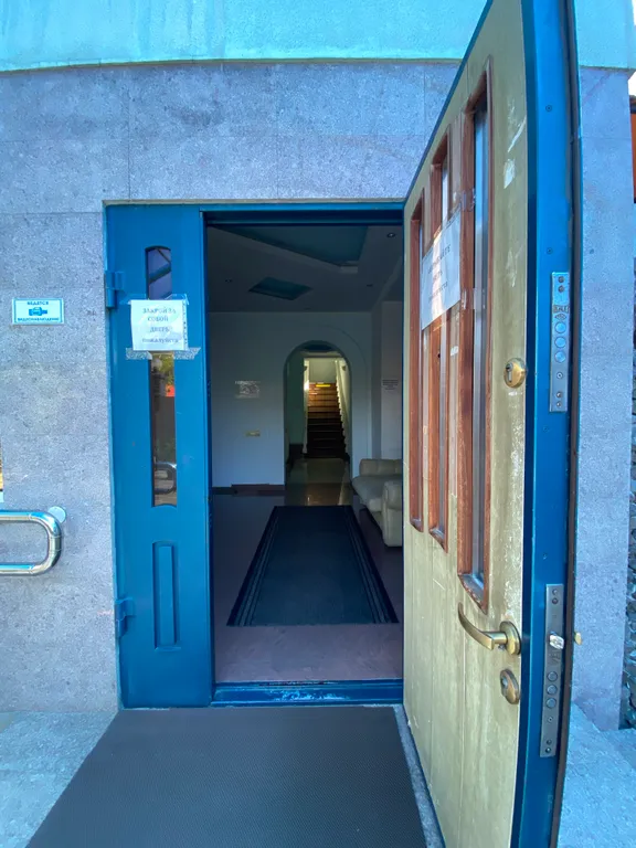 Большая квартира у моря