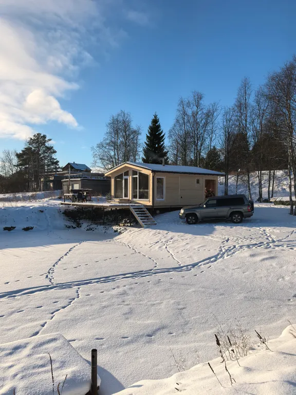 Дом на берегу Ладоги с песчаным пляжем, баня с купелью