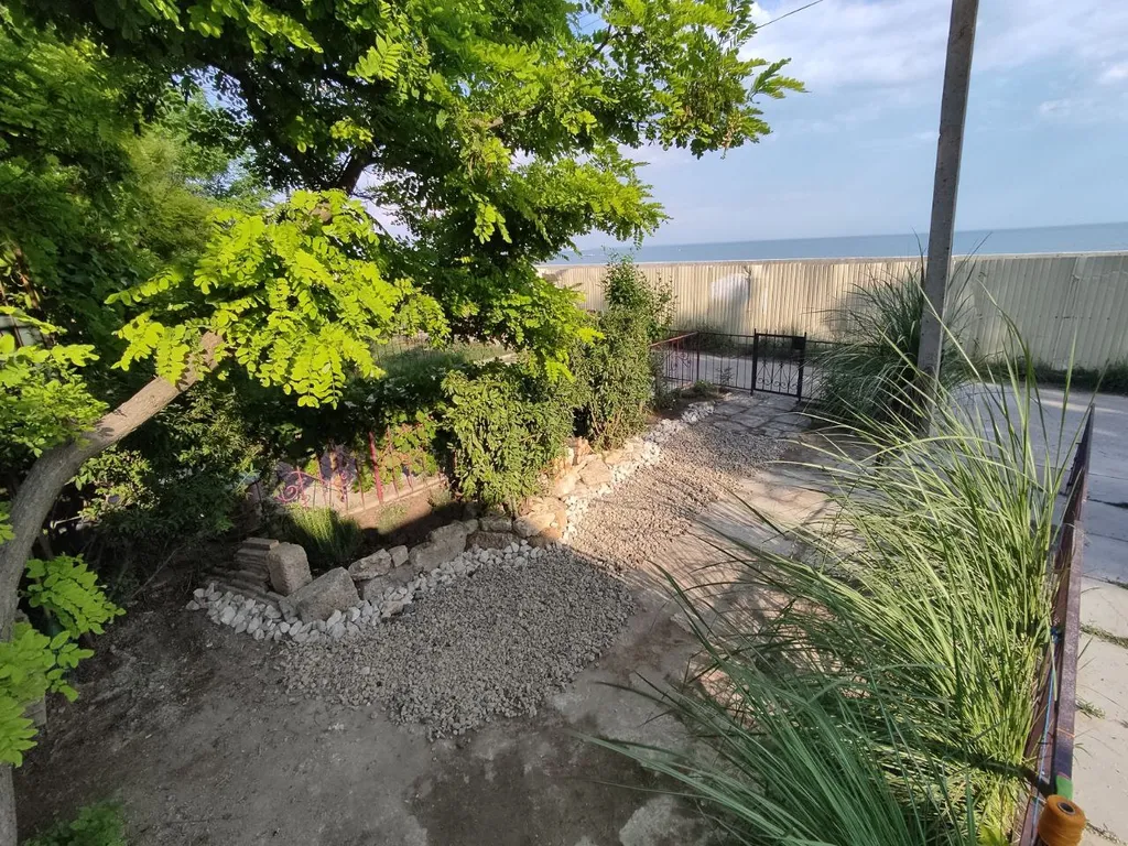 Коттедж Апартаменты на набережной с видом на море — Евпатория