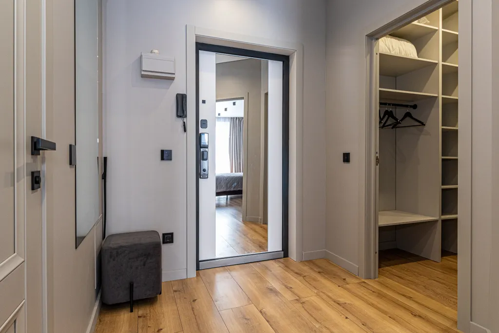 Квартира люкс в центре с панорамным видом кроватью king size и Алисой