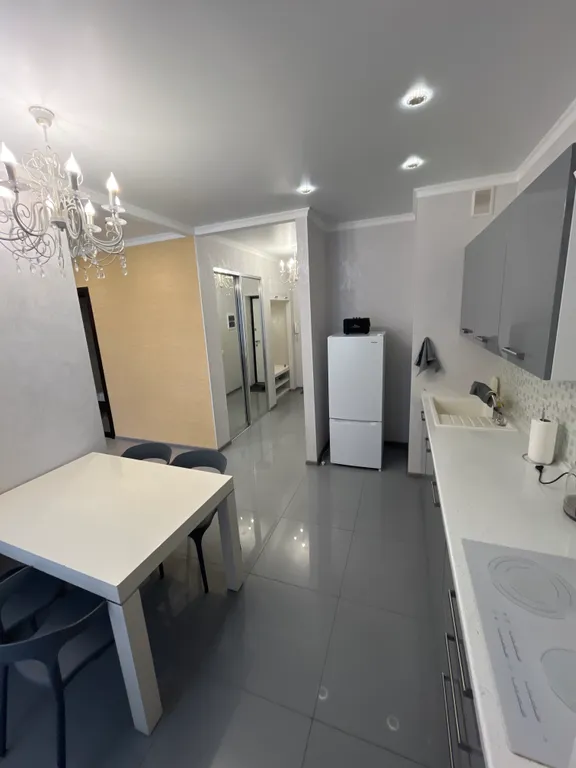 Теплая просторная квартира с отдельной спальней