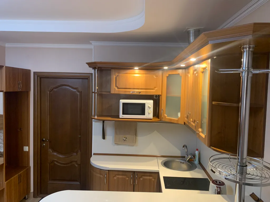 Уютная студия со своим закрытым двориком