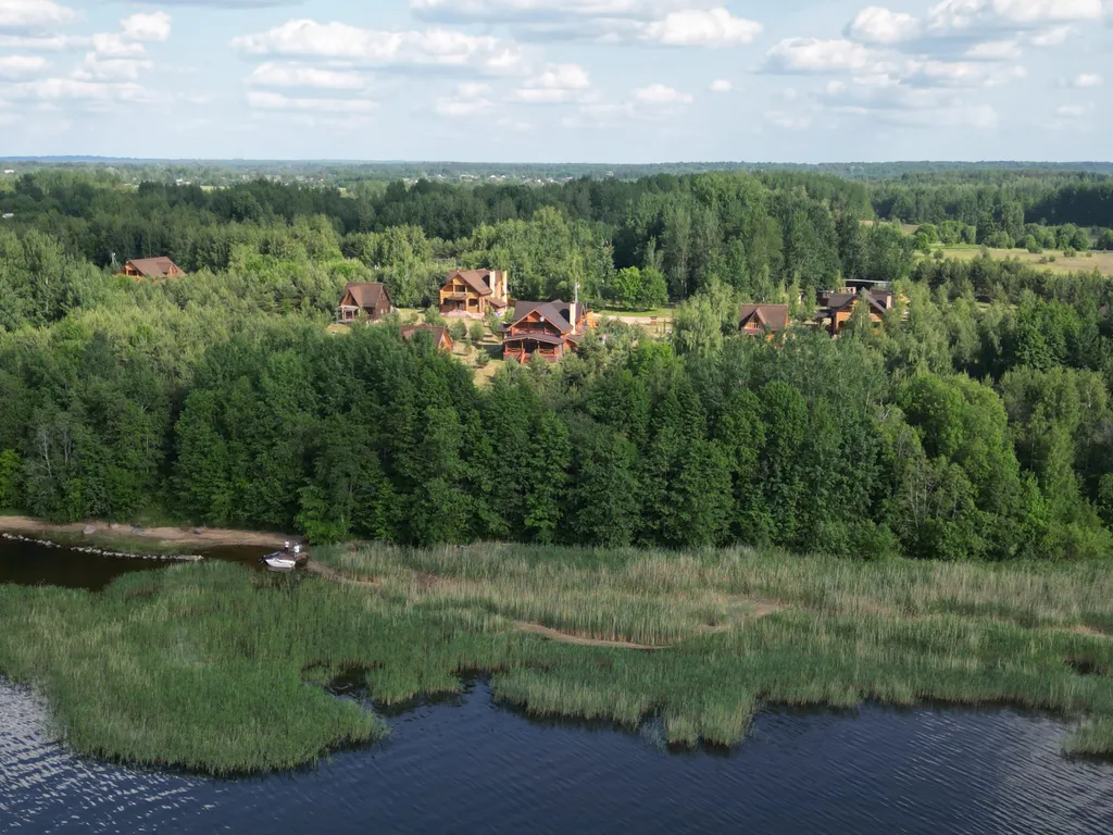 Комфортабельный 3-коттедж на 1 линии о.Селигер