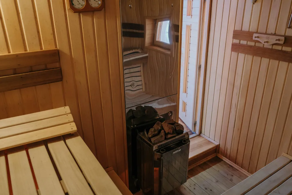 Уютный коттедж у реки