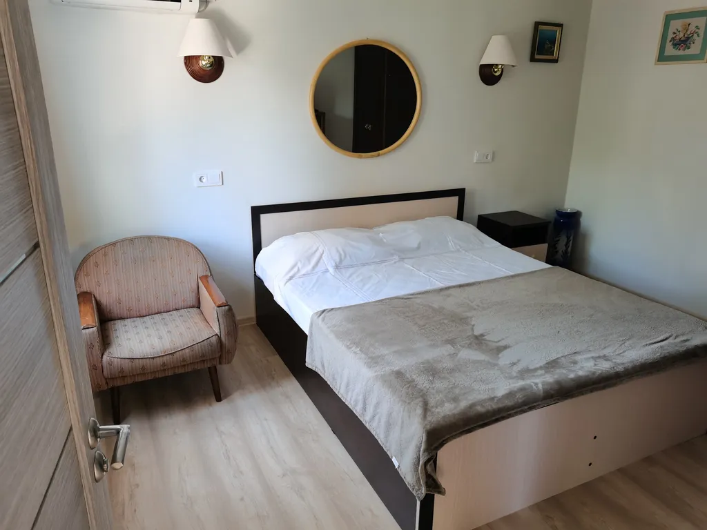 Домик в самом центре Фороса