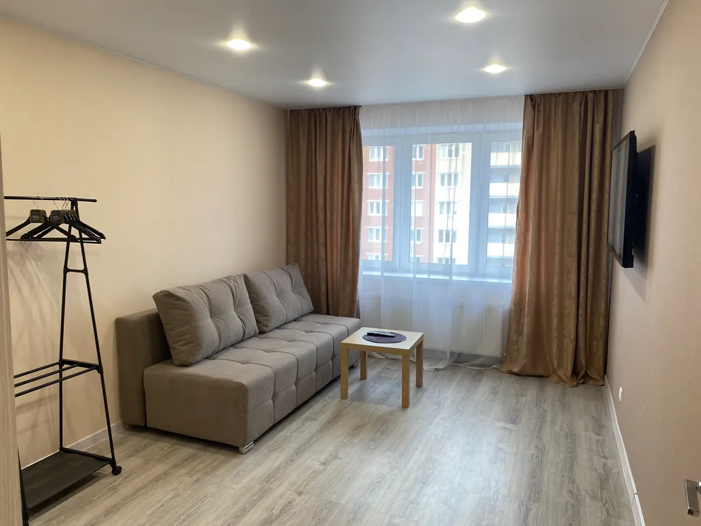 Современная квартира у гипермаркета Лента