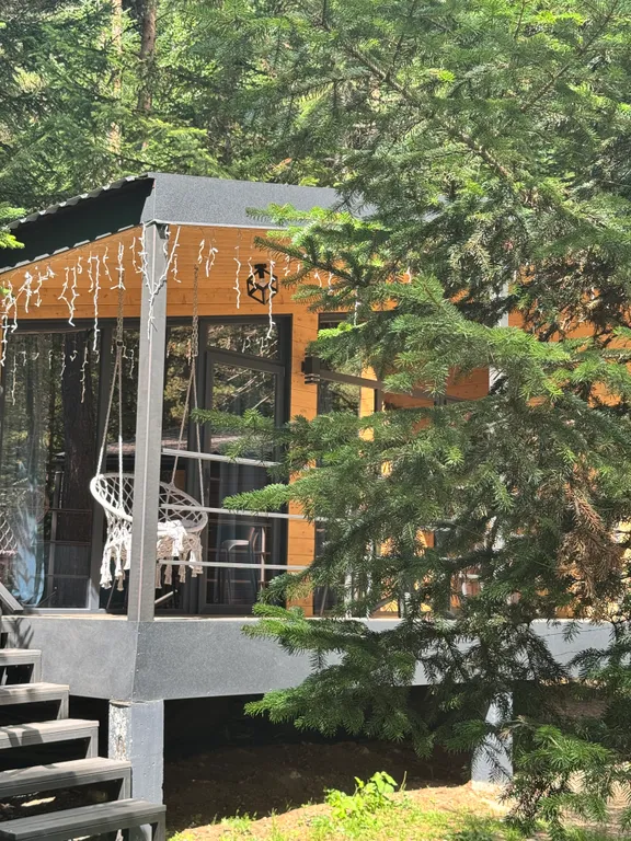 База отдыха в лесу с видом на горы ПроЛес