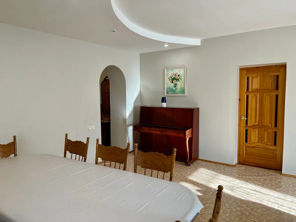 Уютный дом с камином