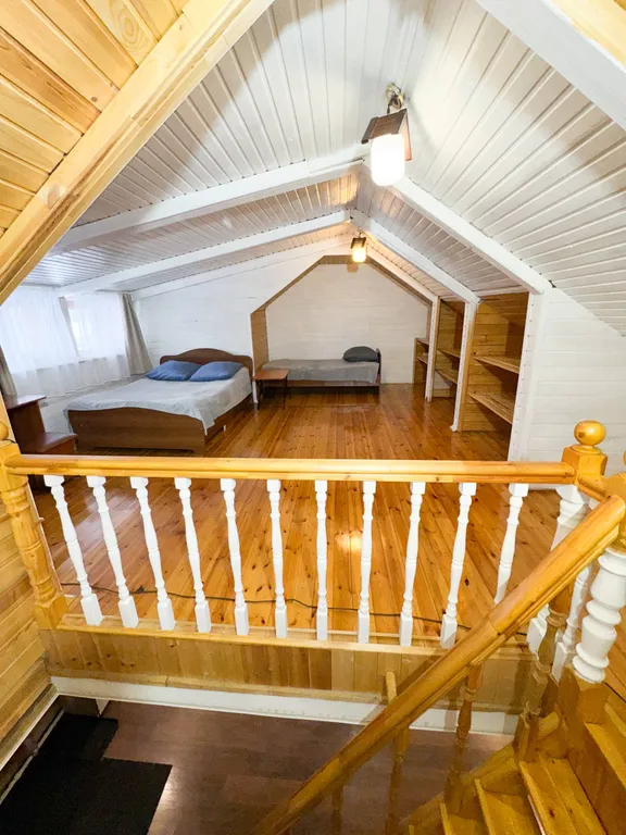 Дом в 3 минутах от источника.
Бесплатная парковка.
Большая кухня.